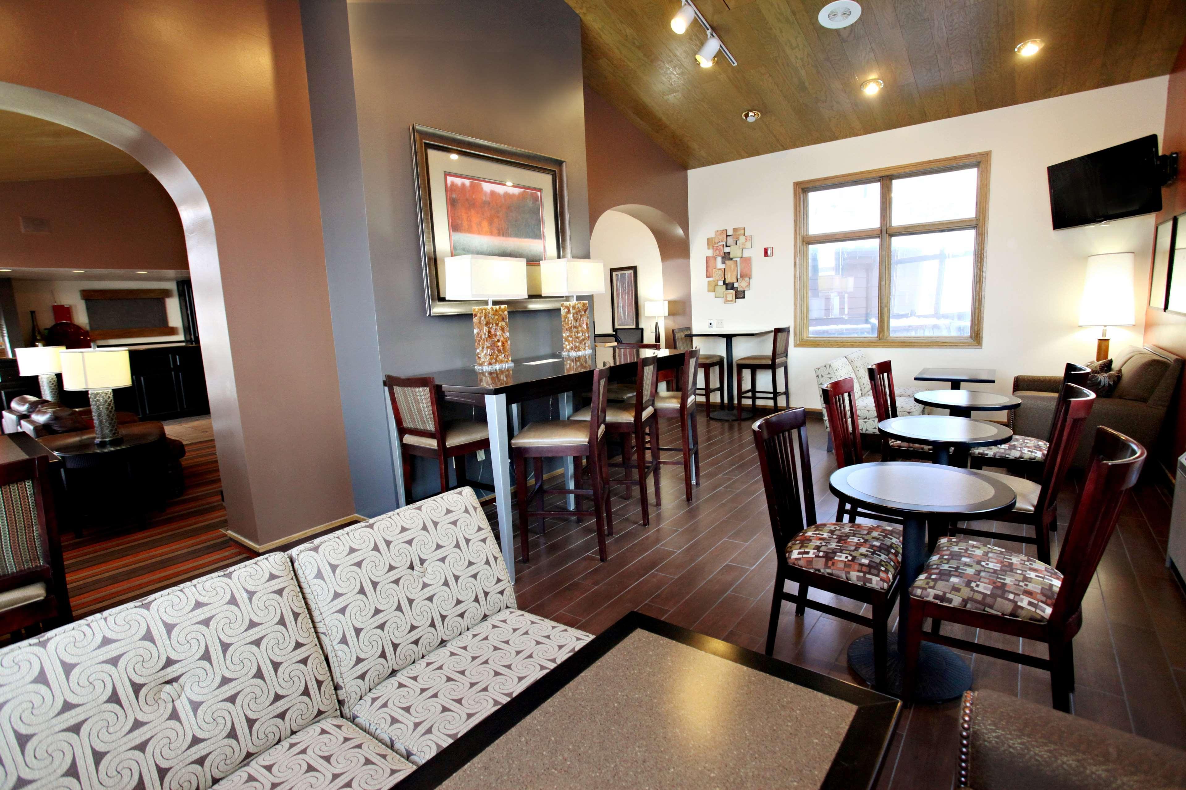 Best Western Plus Cotton Tree Inn North Salt Lake Exterior photo