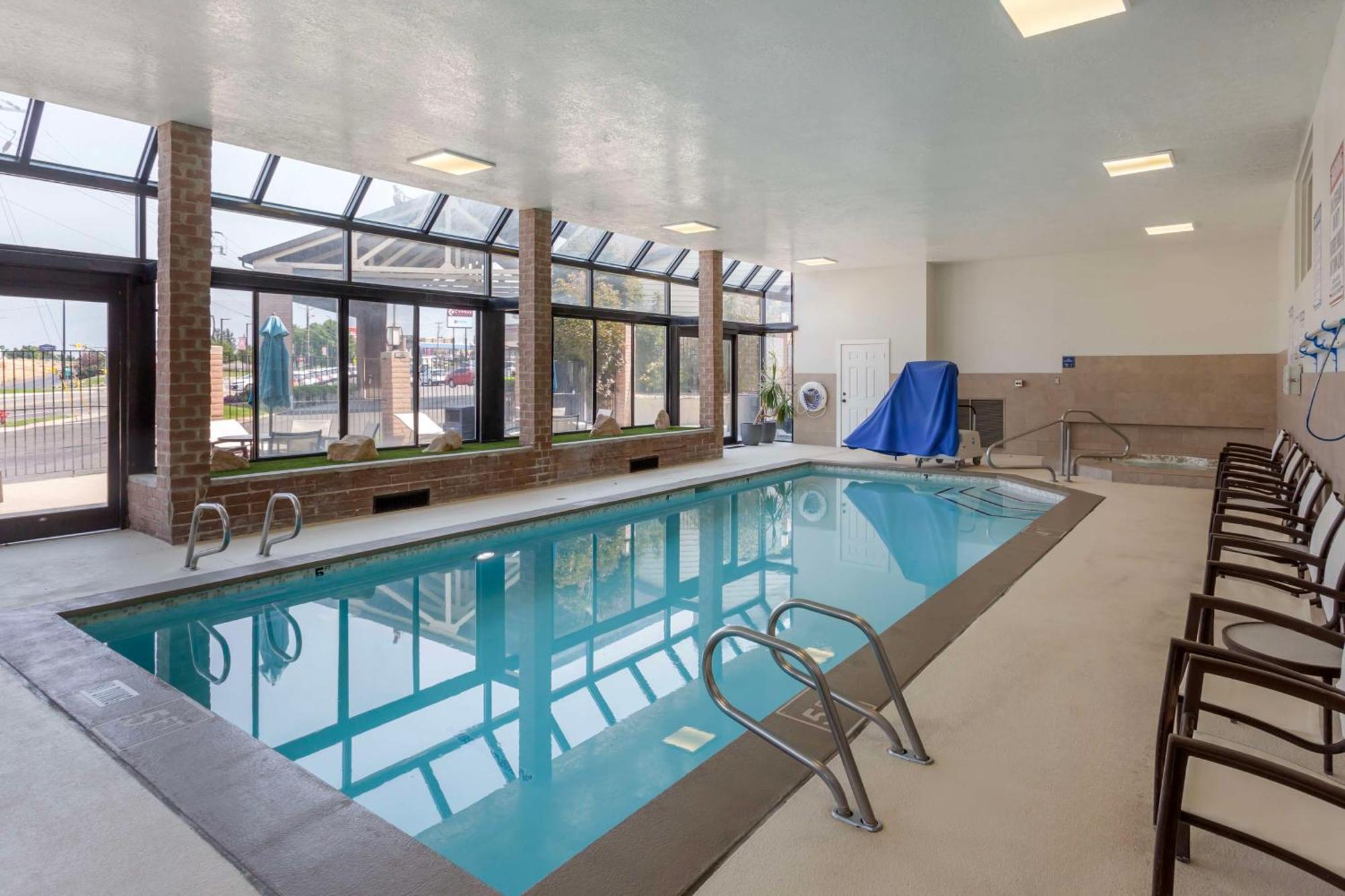Best Western Plus Cotton Tree Inn North Salt Lake Exterior photo