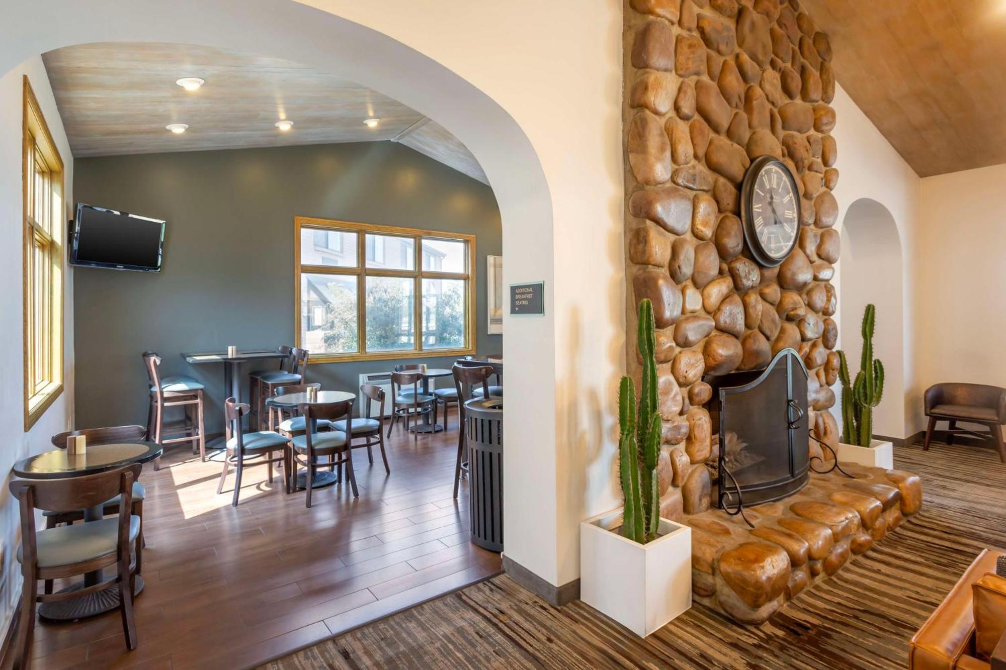 Best Western Plus Cotton Tree Inn North Salt Lake Exterior photo