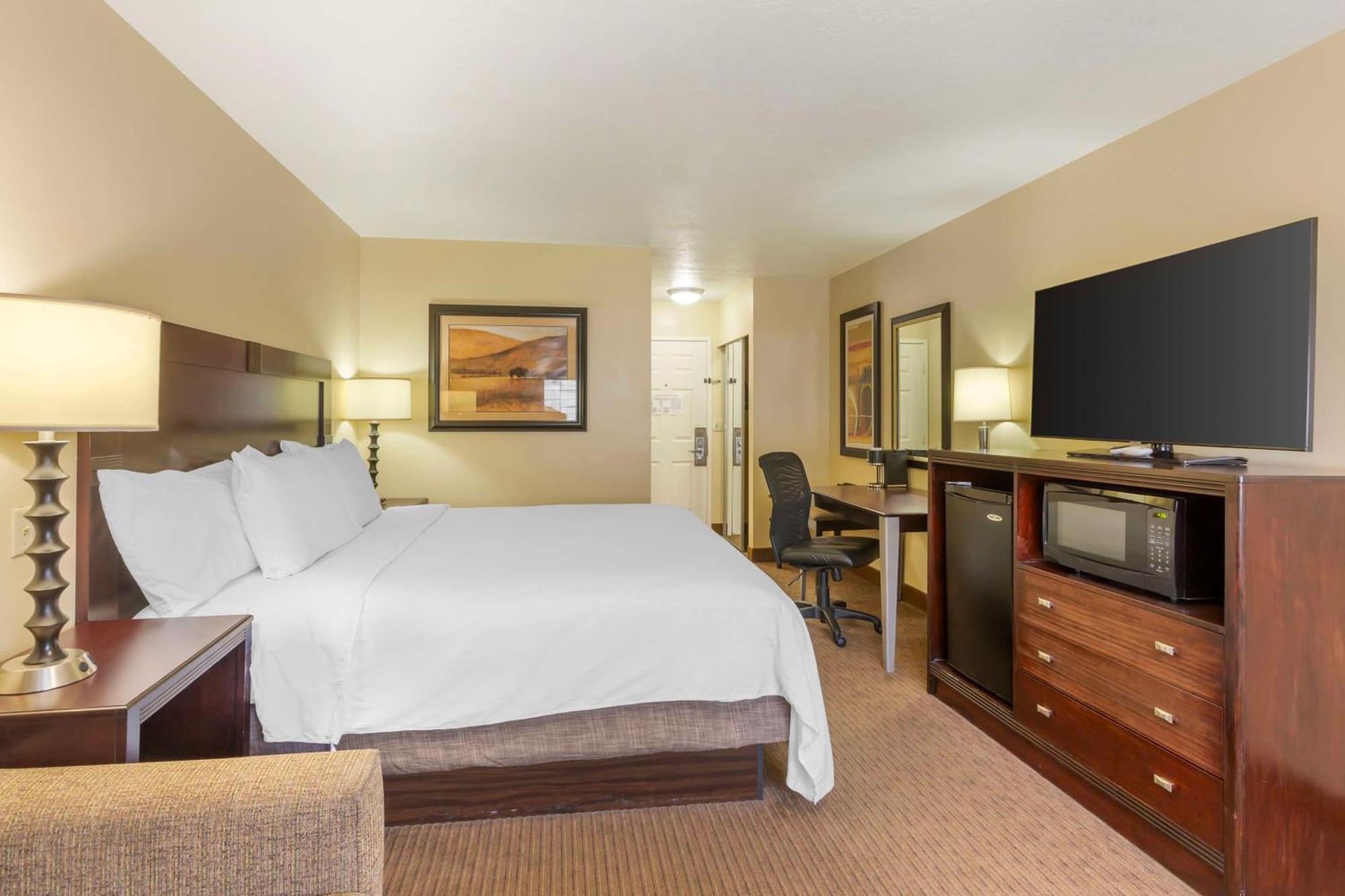 Best Western Plus Cotton Tree Inn North Salt Lake Exterior photo